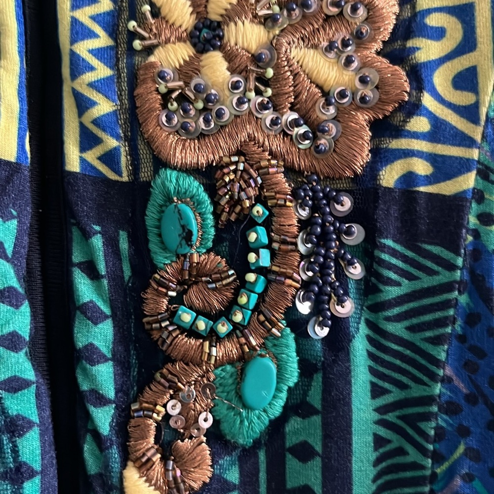 Soft Surrounding Beaded Sequence Blouse Large - image 3